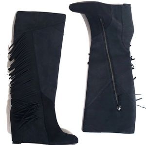 Koolaburra by UGG.       Tall Boots size* 7